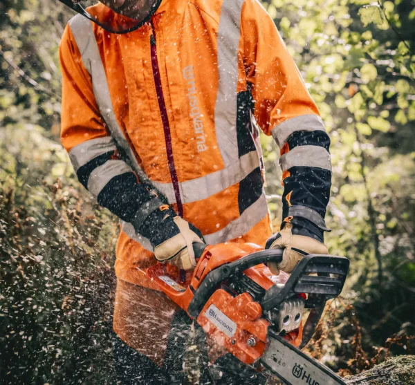 Ekstra utsnitt av Titan Rope Handler Hansker (produktet) i brukssituasjon