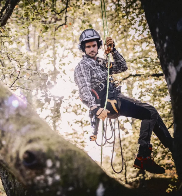 Ekstra utsnitt av Titan Rope Handler Hansker (produktet) i brukssituasjon