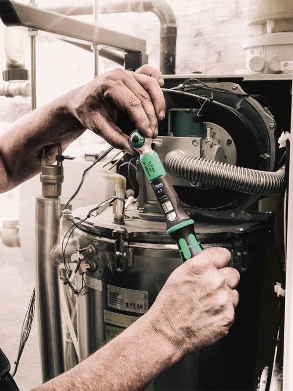 Ekstra utsnitt av Safe-Torque A 2 Momentnøkkel 1/4" 2-12Nm (produktet) i brukssituasjon