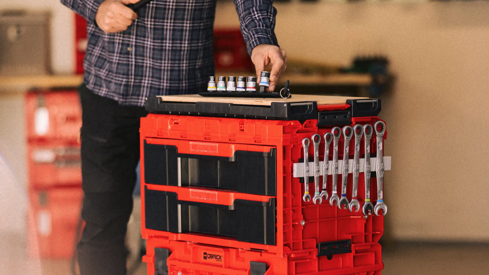 Modulært kassesystem for enkel transport – til bil, bod & garasje