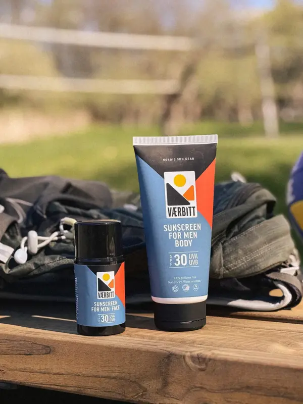 Ekstra utsnitt av Solkrem for menn Kropp Faktor SPF30 200ml (produktet) i brukssituasjon